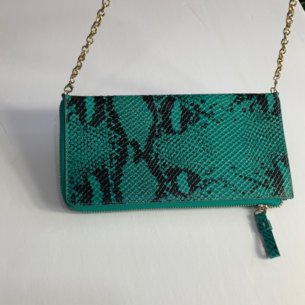 Le Cormang Clutch Wristlet Green reptile Crossbody